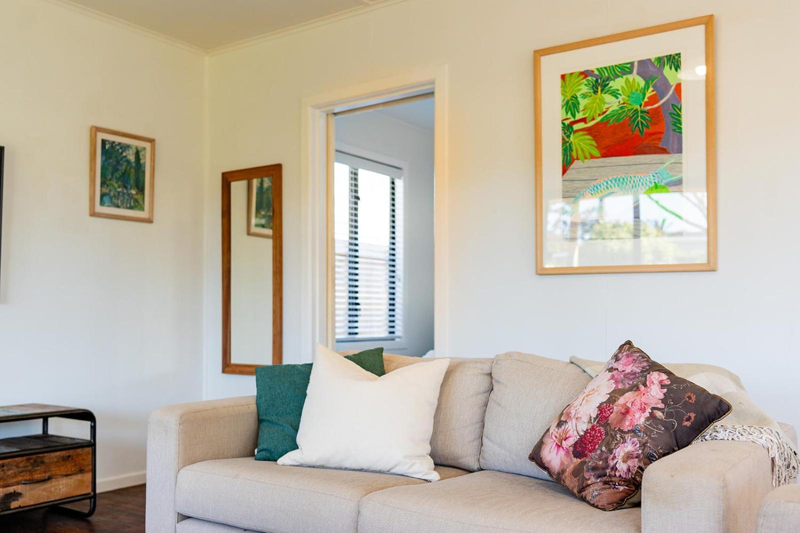 Fun Family Bach, Close To Beach And Shops! Waihi Exterior photo